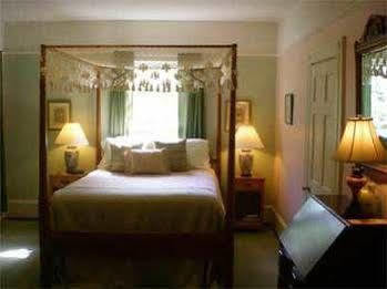Oak Manor Inn Hartsville Exteriér fotografie