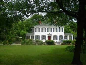 Oak Manor Inn Hartsville Exteriér fotografie